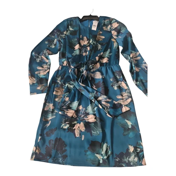 Calvin Klein Front-Knot Detail Long Sleeve Wrap Dress - Picture 7 of 13